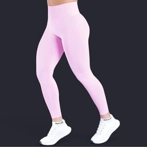 Dfyne Women's Pink High-Waisted Leggings